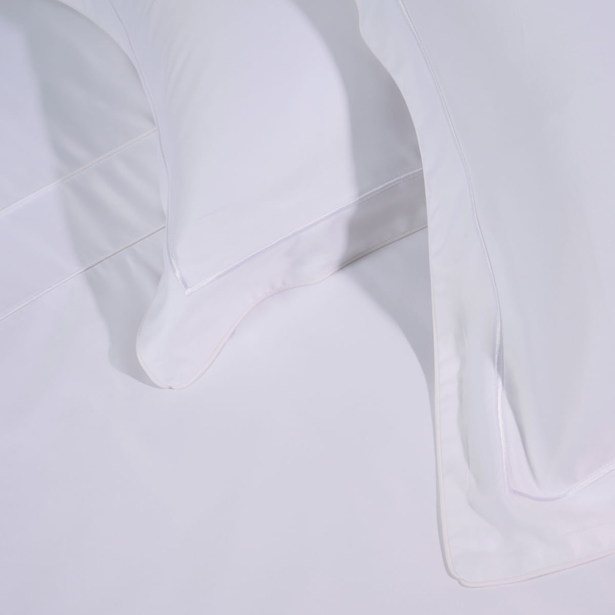 01 02 0076 Capa de Edredom Bamboo Branco Branco 002.jpg